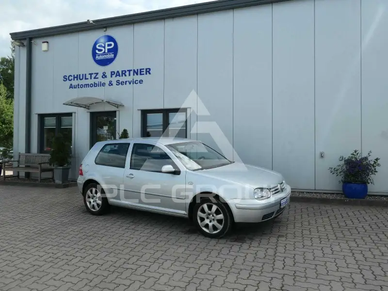 2003 Volkswagen GOLF