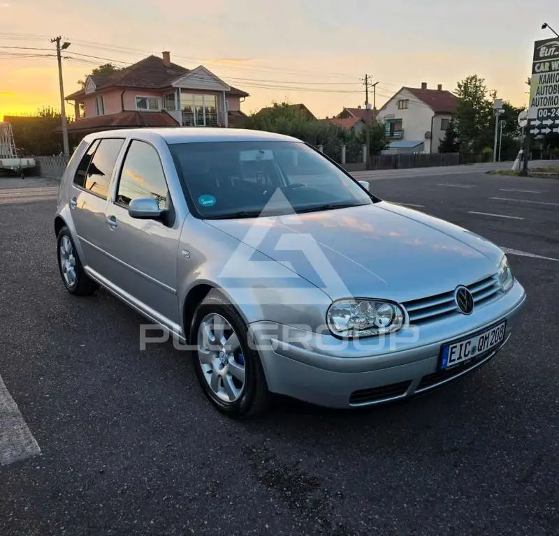 2003 Volkswagen GOLF