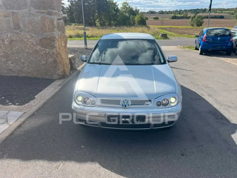 2003 Volkswagen GOLF