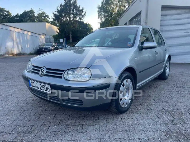 2003 Volkswagen GOLF