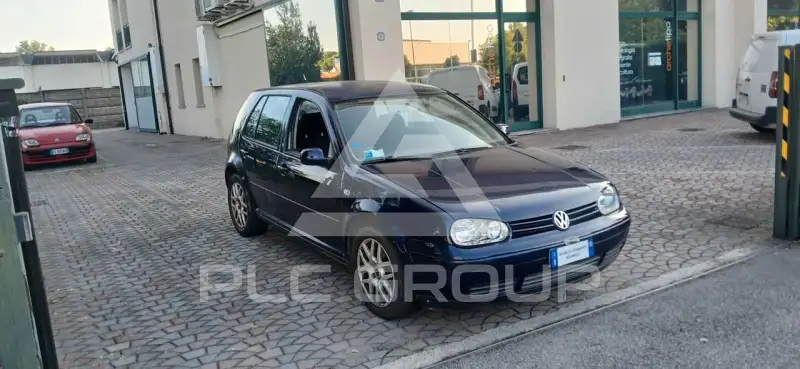 2003 Volkswagen GOLF