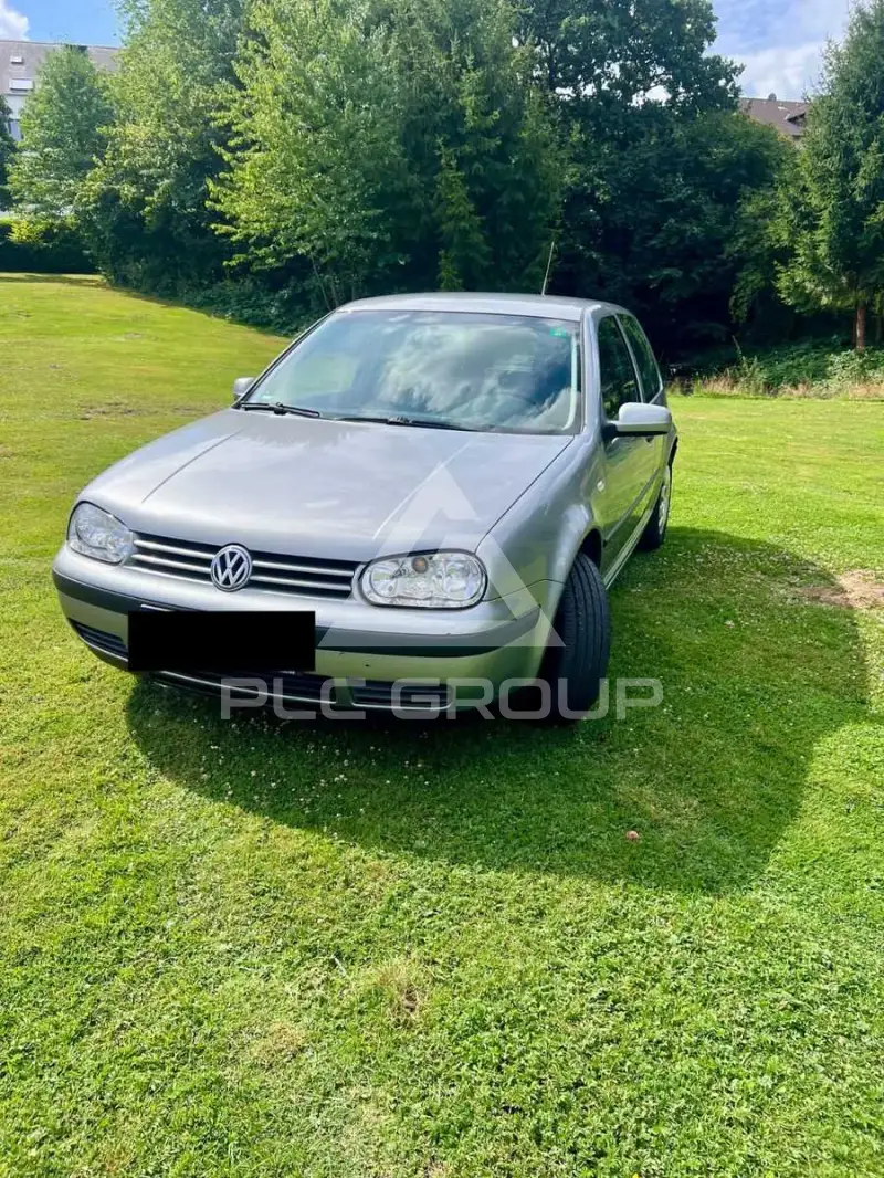 2003 Volkswagen GOLF