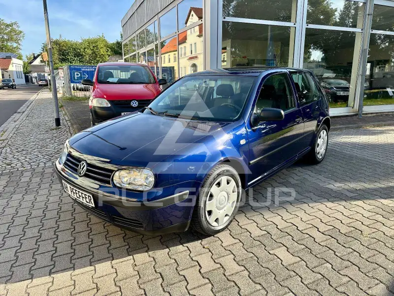 2003 Volkswagen GOLF