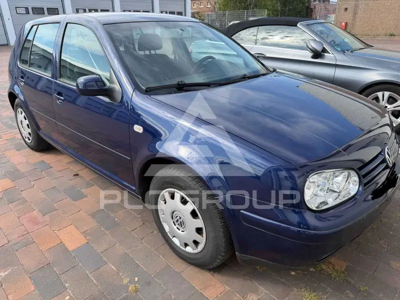 2003 Volkswagen GOLF