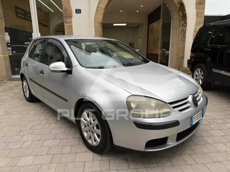 2003 Volkswagen GOLF