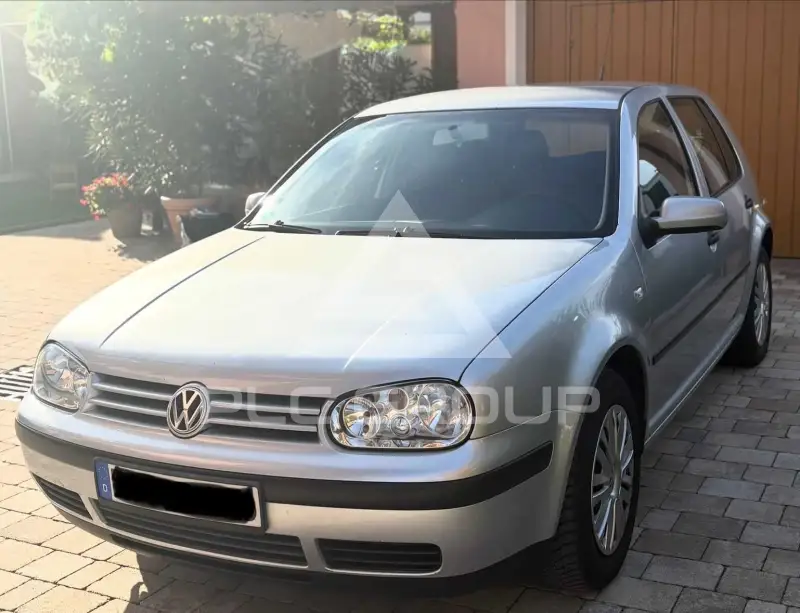 2003 Volkswagen GOLF