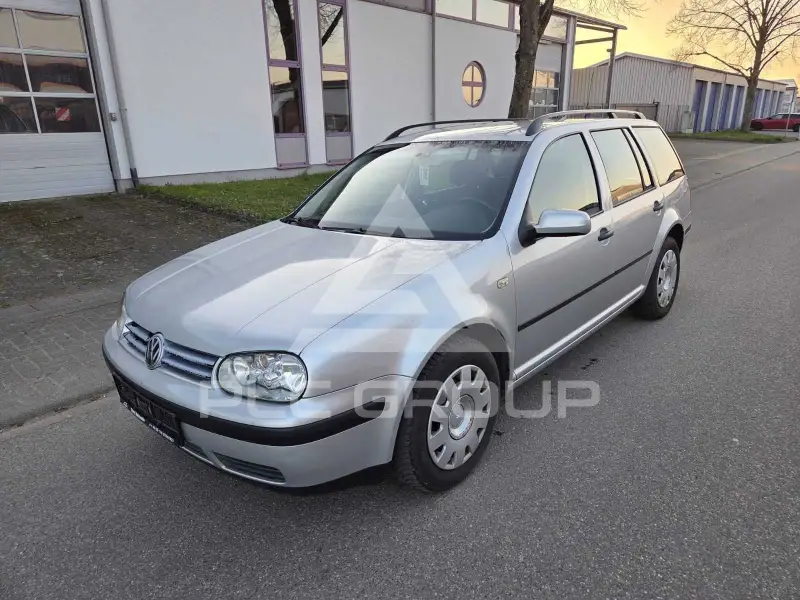 2003 Volkswagen GOLF