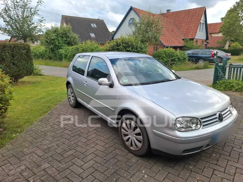 2003 Volkswagen GOLF