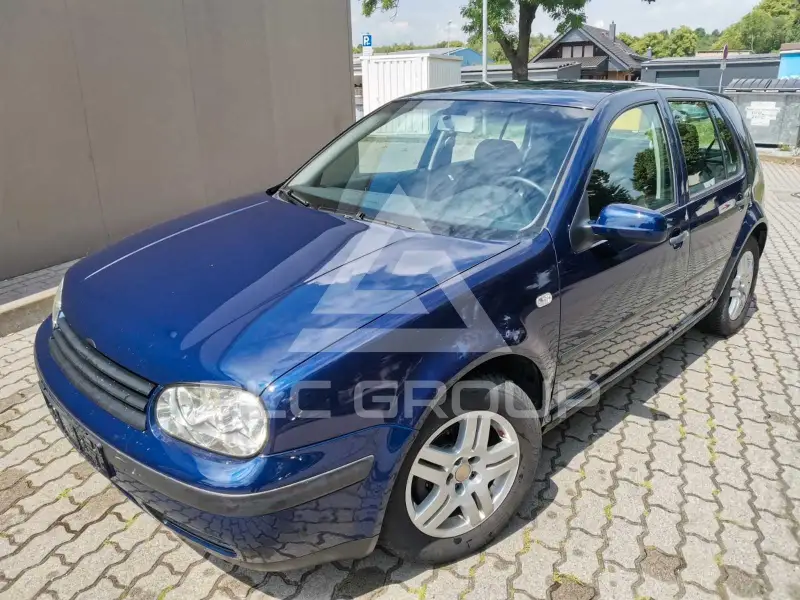 2003 Volkswagen GOLF