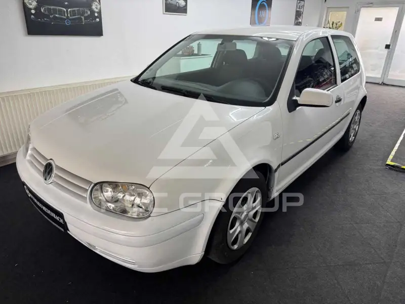 2003 Volkswagen GOLF