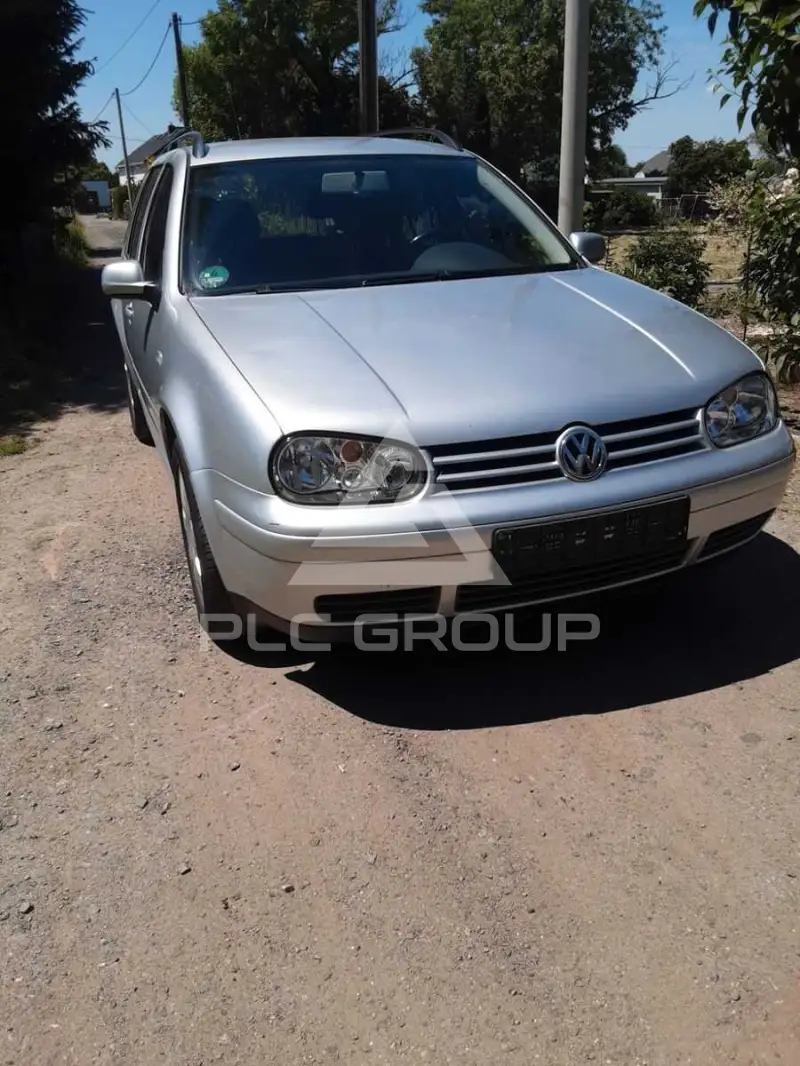 2003 Volkswagen GOLF