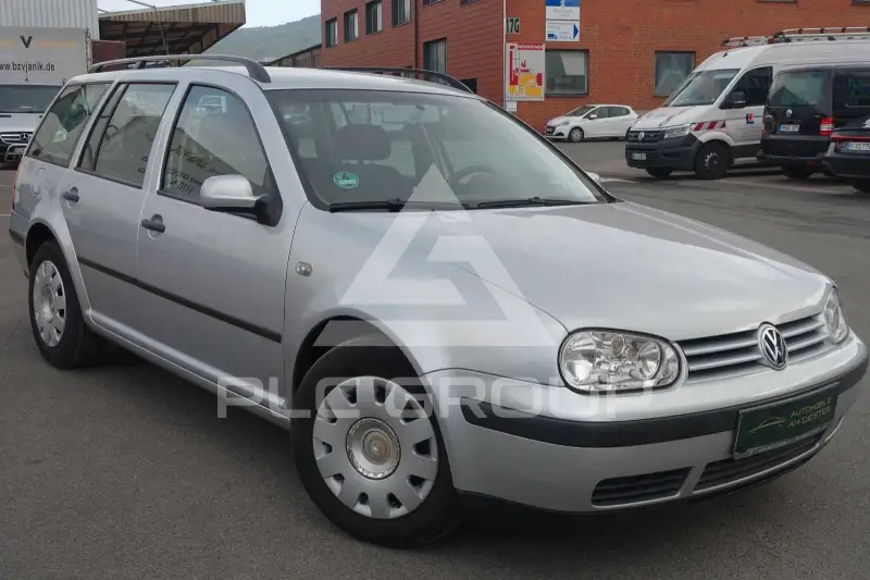 2003 Volkswagen GOLF