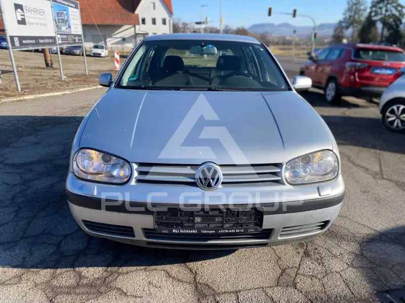 2003 Volkswagen GOLF