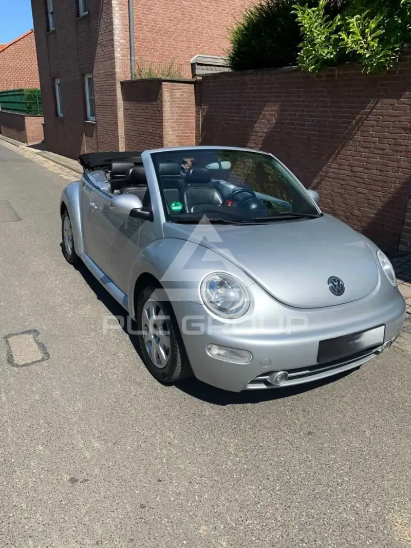 2003 Volkswagen BEETLE