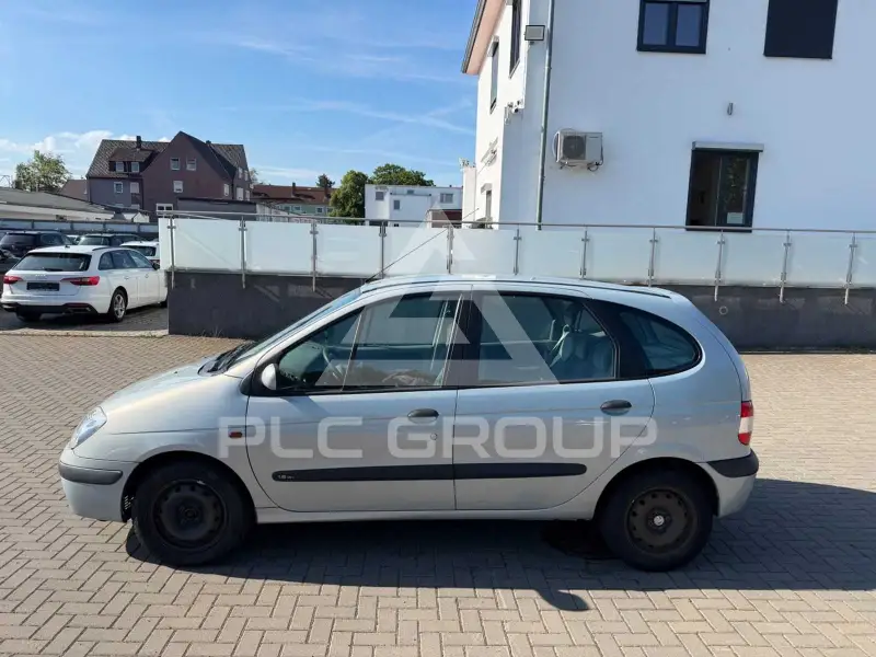 2003 Renault Scenic
