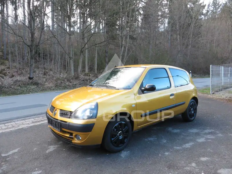 2003 Renault Clio