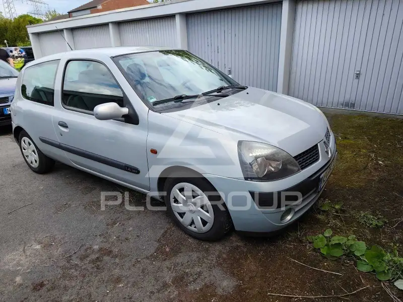 2003 Renault Clio