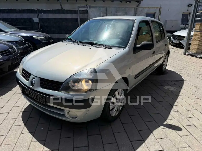 2003 Renault Clio