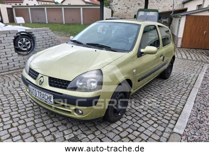2003 Renault Clio