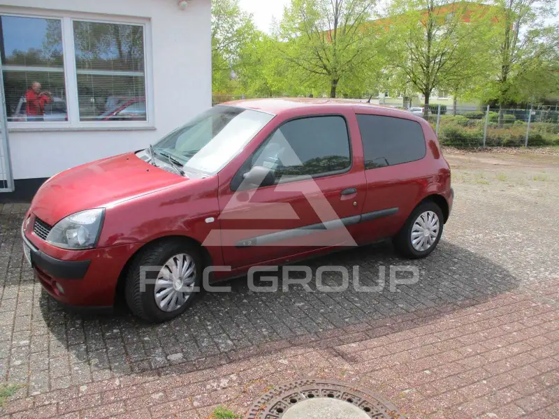 2003 Renault Clio