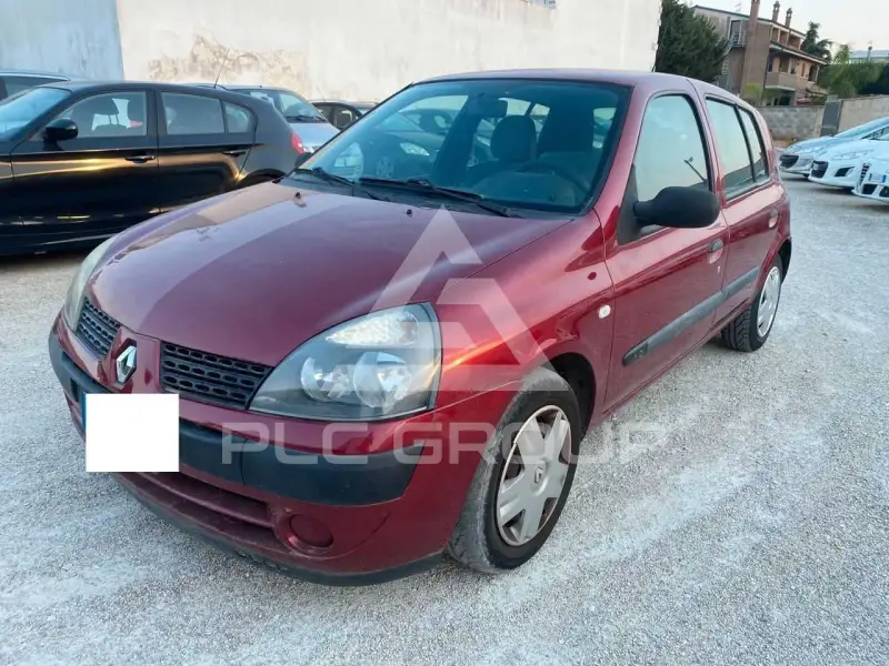 2003 Renault Clio