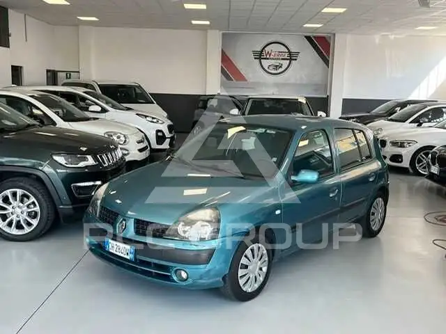 2003 Renault Clio