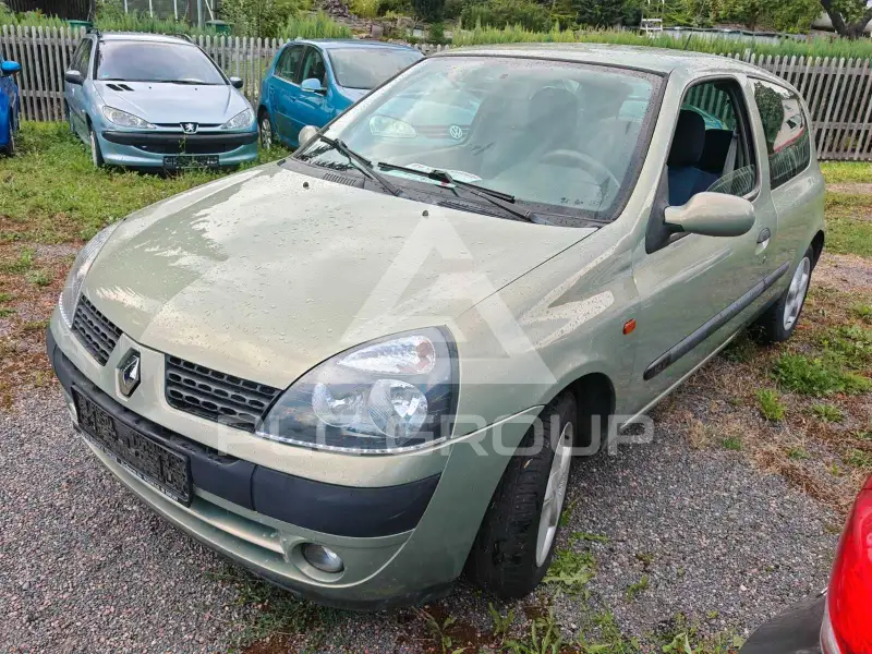 2003 Renault Clio