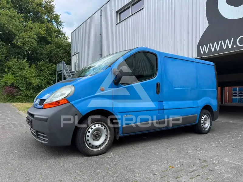 2003 Renault Trafic