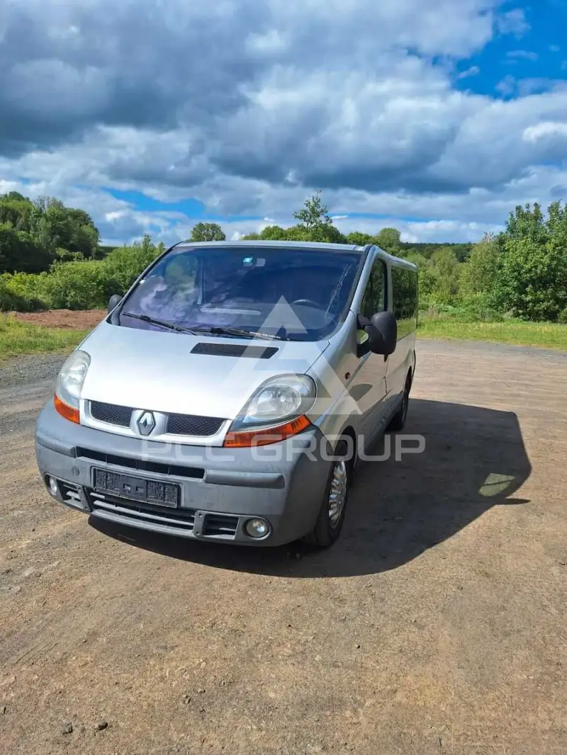 2003 Renault Trafic