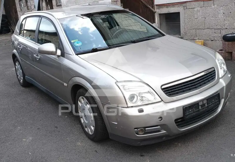 2003 Opel Signum
