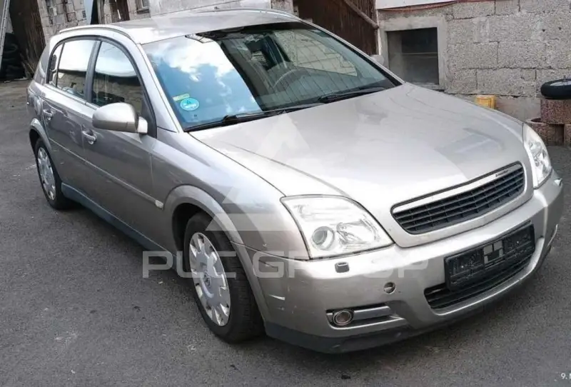2003 Opel Signum
