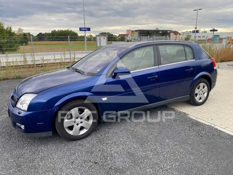2003 Opel Signum
