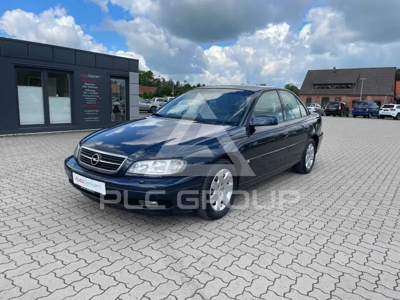 2003 Opel Omega