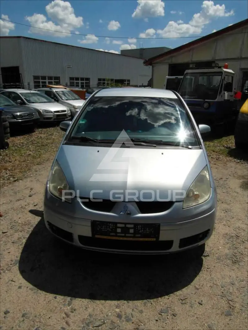 2004 Mitsubishi Colt