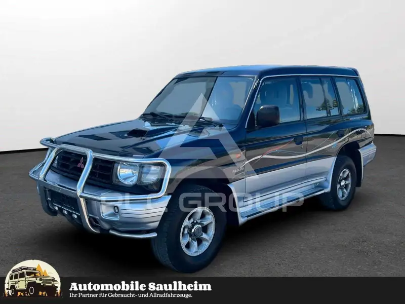 2004 Mitsubishi PAJARO