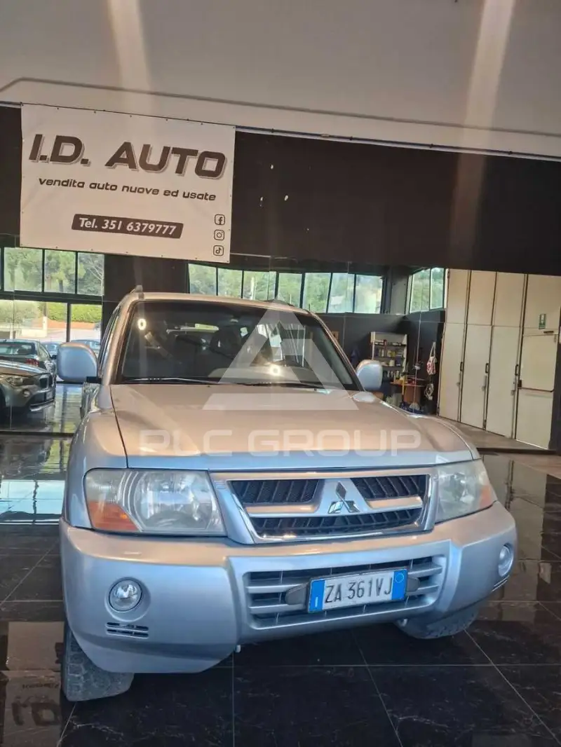 2004 Mitsubishi PAJARO