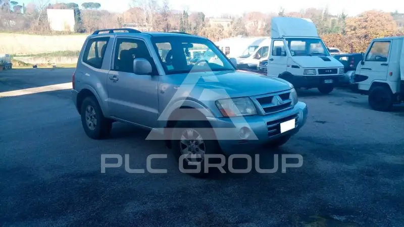 2004 Mitsubishi PAJARO