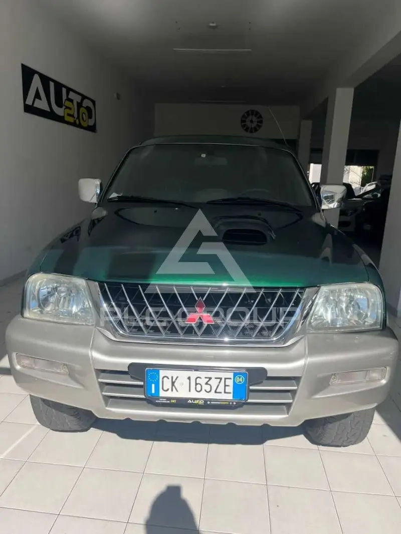 2004 Mitsubishi L200
