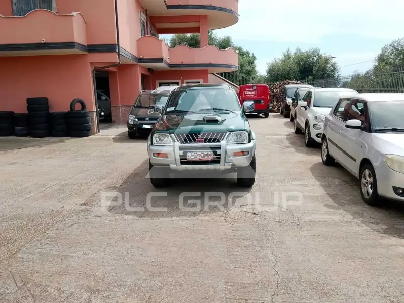 2004 Mitsubishi L200