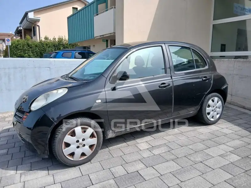 2004 Nissan MICRA