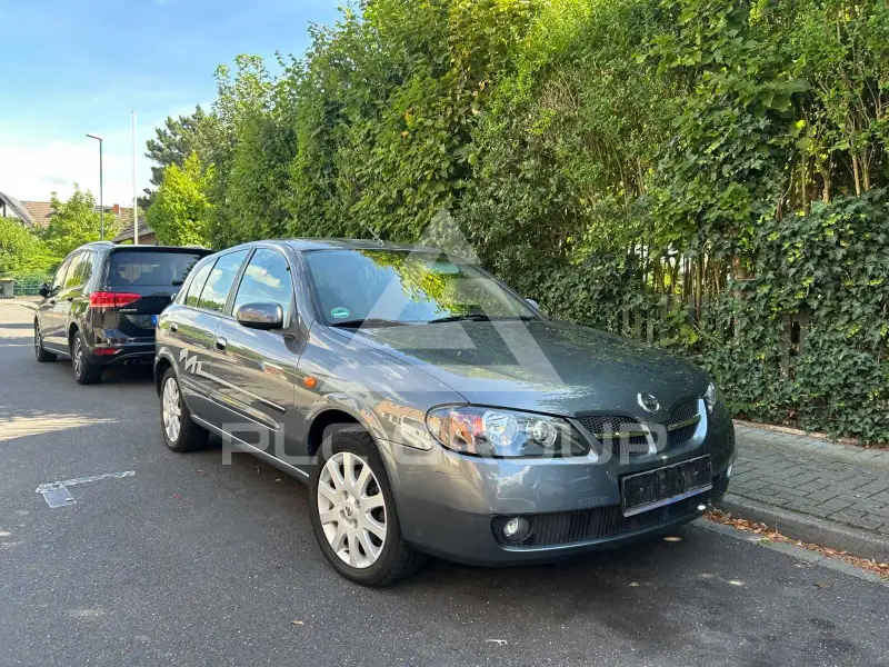 2004 Nissan ALMERA
