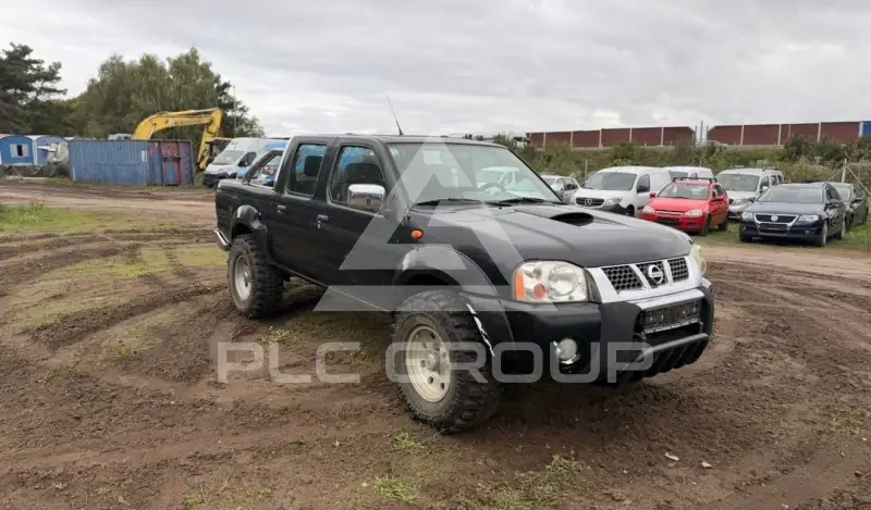 2004 Nissan Navara