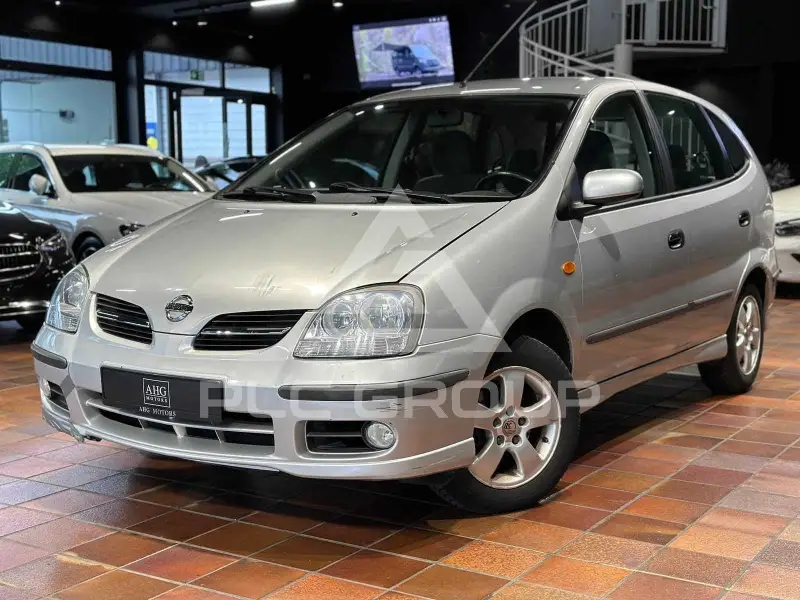2004 Nissan ALMERA TINO