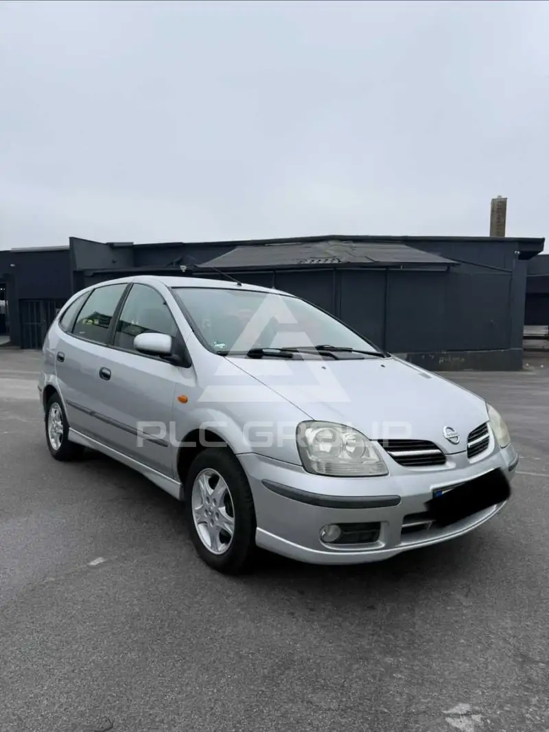 2004 Nissan ALMERA TINO
