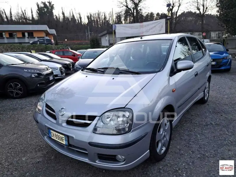 2004 Nissan ALMERA TINO
