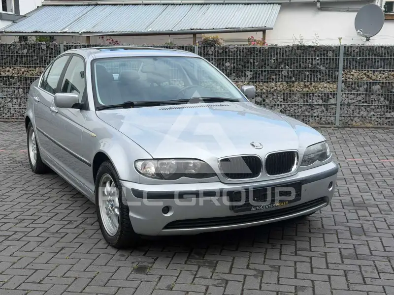 2004 BMW 325