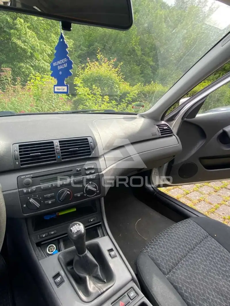 2004 BMW 316