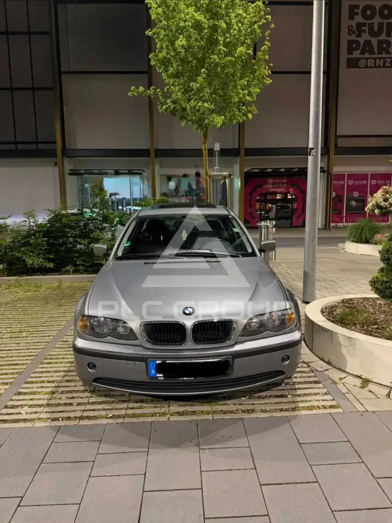 2004 BMW 316