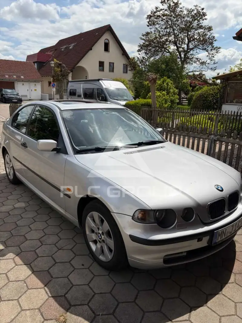 2004 BMW 316
