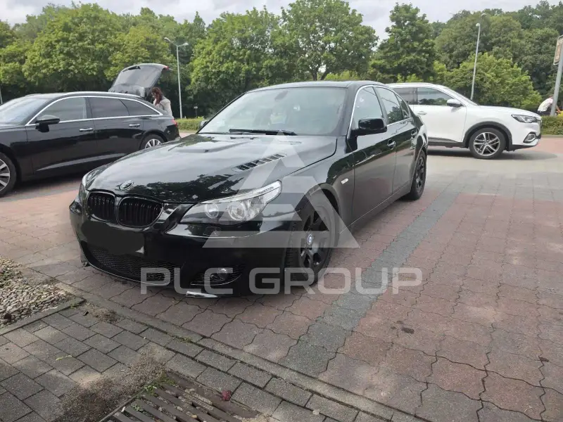 2004 BMW 530